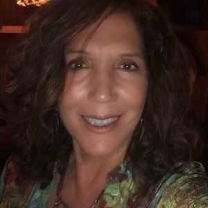 Meet your Posher, Michele